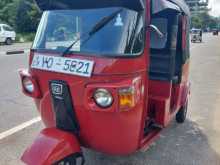 Bajaj 4 Stroke 2011 Three Wheel