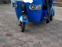 Bajaj 4 Stroke 2011 Three Wheel