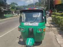 Bajaj 4 Stroke 2011 Three Wheel