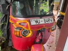 Bajaj 4 Stroke 2011 Three Wheel