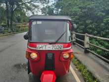 Bajaj 4 Stroke 2011 Three Wheel