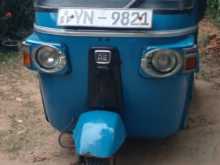 Bajaj 4 Stroke 2011 Three Wheel