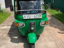 Bajaj 4 Stroke 2011 Three Wheel