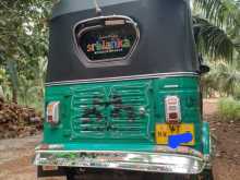 https://riyasewana.com/uploads/bajaj-4-stroke-2011-38393912292.jpg