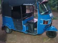 Bajaj 4 Stroke 2011 Three Wheel