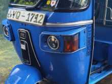 Bajaj 4 Stroke 2011 Three Wheel