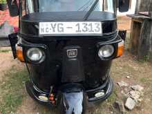 Bajaj 4 Stroke 2011 Three Wheel
