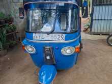 Bajaj 4 Stroke 2011 Three Wheel
