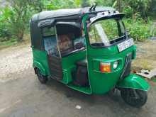 Bajaj 4 Stroke 2011 Three Wheel