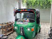 Bajaj 4 Stroke 2011 Three Wheel