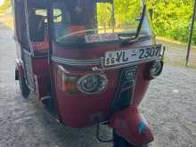 Bajaj 4 Stroke 2011 Three Wheel