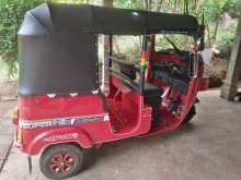 Bajaj 4 Stroke 2011 Three Wheel