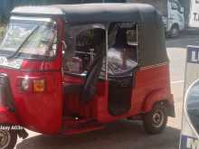 Bajaj 4 Stroke 2011 Three Wheel