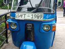 Bajaj 4 Stroke 2011 Three Wheel