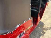 https://riyasewana.com/uploads/bajaj-4-stroke-20110505802.jpg