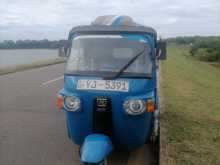 Bajaj 4 Stroke 2012 Three Wheel