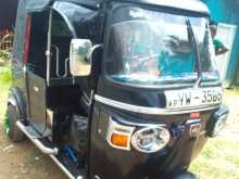 Bajaj 4 Stroke 2012 Three Wheel