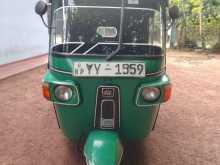 Bajaj 4 Stroke 2012 Three Wheel