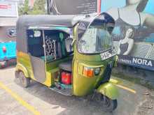 Bajaj 4 Stroke 2012 Three Wheel