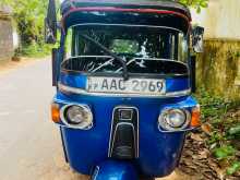 Bajaj 4 Stroke 2012 Three Wheel