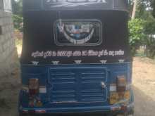 Bajaj 4 Stroke 2012 Three Wheel