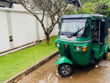 Bajaj 4 Stroke 2012 Three Wheel