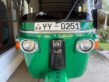 Bajaj 4 Stroke 2012 Three Wheel