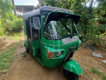 Bajaj 4 Stroke 2013 Three Wheel