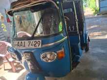 Bajaj 4 Stroke 2013 Three Wheel