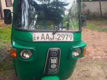 Bajaj 4 Stroke 2013 Three Wheel