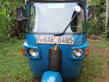 Bajaj 4 Stroke 2013 Three Wheel