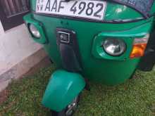 Bajaj 4 Stroke 2013 Three Wheel