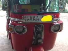 Bajaj 4 Stroke 2013 Three Wheel