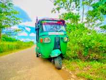 Bajaj 4 Stroke 2013 Three Wheel