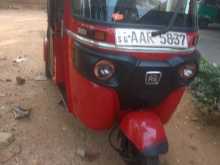 Bajaj 4 Stroke 2013 Three Wheel