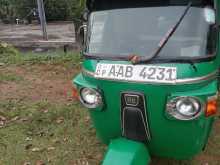 Bajaj 4 Stroke 2013 Three Wheel