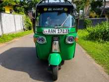 Bajaj 4 Stroke 2013 Three Wheel