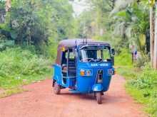 Bajaj 4 Stroke 2013 Three Wheel