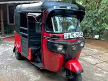 Bajaj 4 Stroke 2014 Three Wheel
