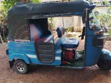 Bajaj 4 Stroke 2014 Three Wheel