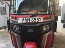 Bajaj 4 Stroke 2014 Three Wheel