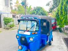 Bajaj 4 Stroke 2014 Three Wheel