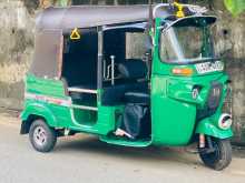 Bajaj 4 Stroke 2014 Three Wheel