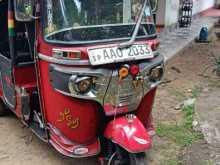Bajaj 4 Stroke 2014 Three Wheel