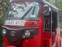 Bajaj 4 Stroke 2014 Three Wheel