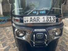Bajaj 4 Stroke 2014 Three Wheel