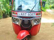 Bajaj 4 Stroke 2014 Three Wheel