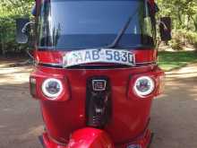 Bajaj 4 Stroke 2014 Three Wheel