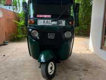 Bajaj 4 Stroke 2014 Three Wheel