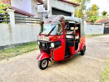 Bajaj 4 Stroke 2014 Three Wheel